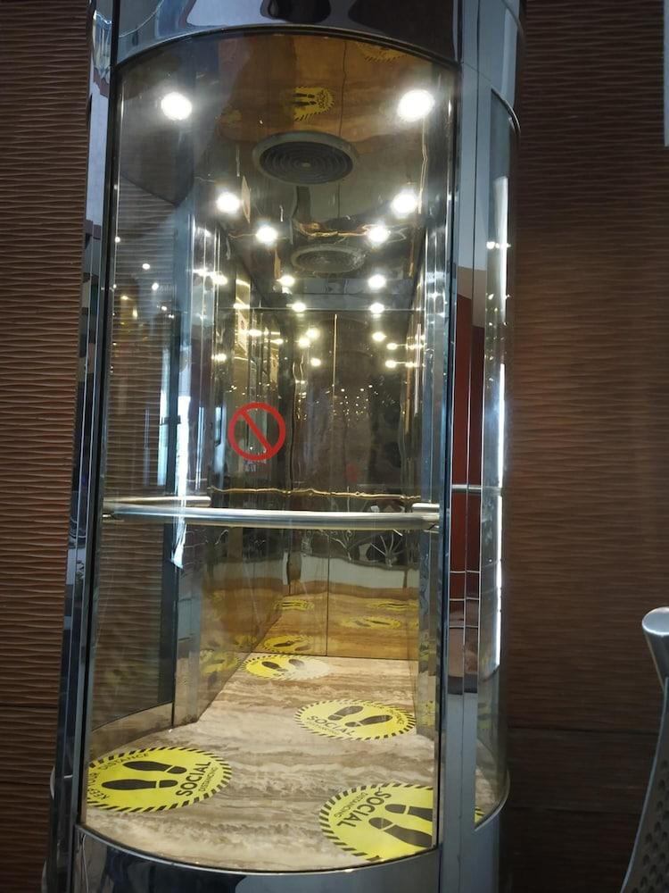 Royal Orchid Central Kireeti Hampi, Hospet Екстер'єр фото