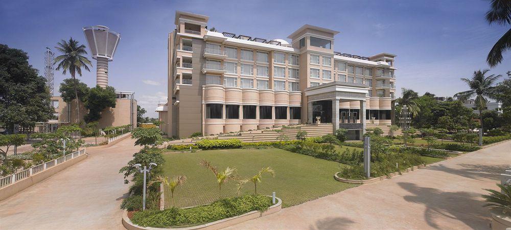 Royal Orchid Central Kireeti Hampi, Hospet Екстер'єр фото