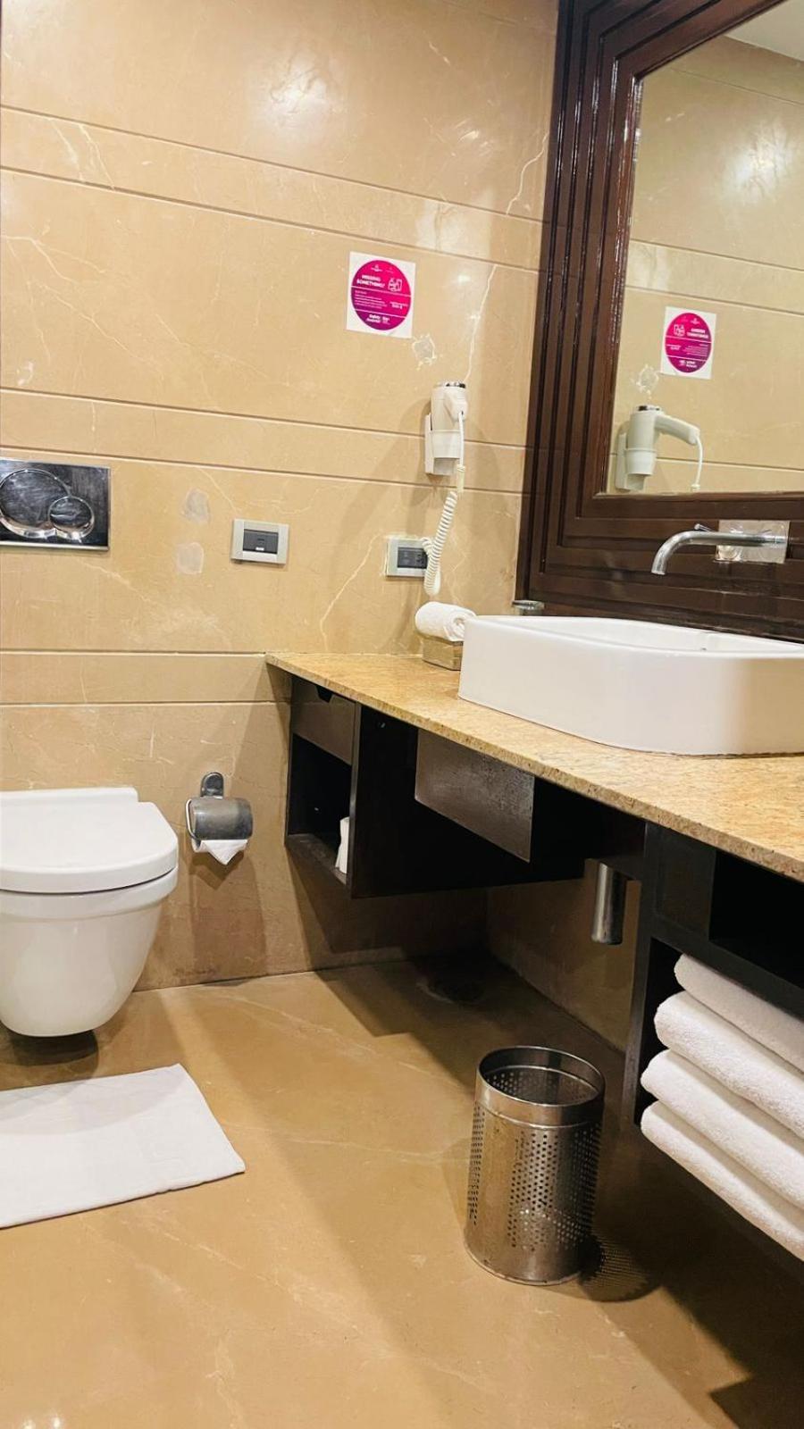 Royal Orchid Central Kireeti Hampi, Hospet Екстер'єр фото