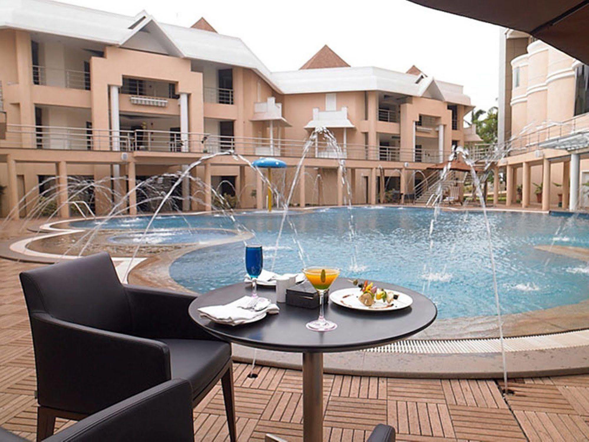 Royal Orchid Central Kireeti Hampi, Hospet Екстер'єр фото