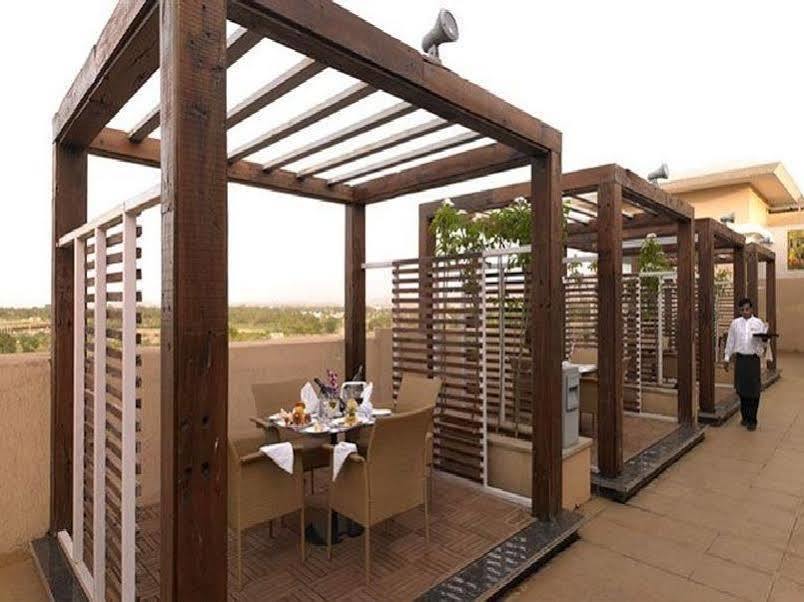 Royal Orchid Central Kireeti Hampi, Hospet Екстер'єр фото